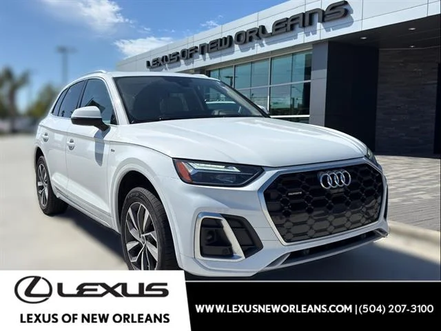 2024 Audi Q5 45 Premium Plus's photo
