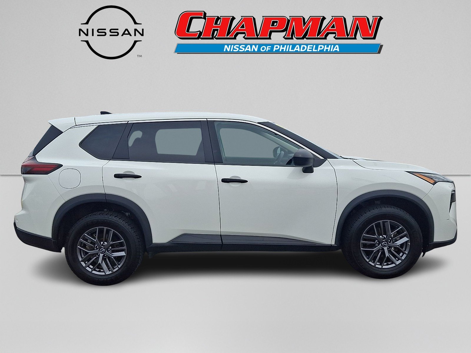 Used 2024 Glacier White Nissan S image 7