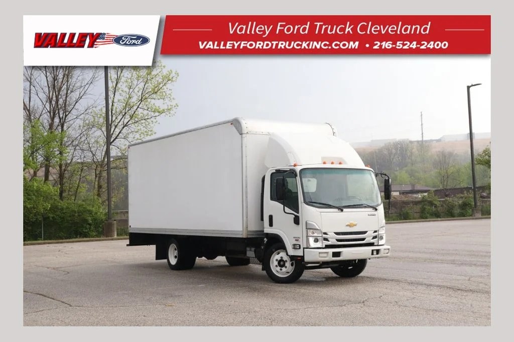 2023 Chevrolet Low Cab Forward 4500 Gas 176" WB Regular Cab's photo
