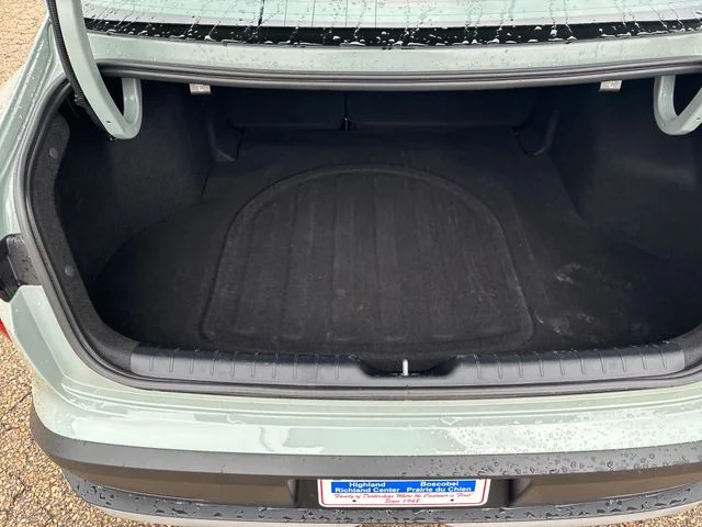 Used 2025 Haze Kia LXS image 7