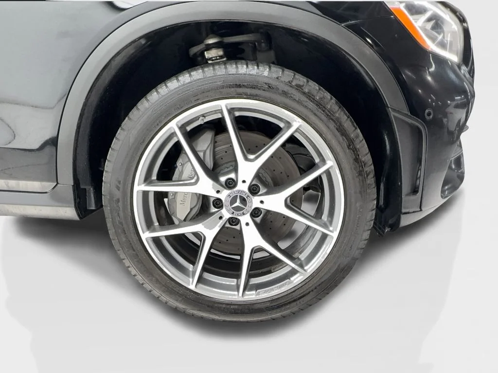 Used 2022 Black Mercedes-Benz GLC 300 image 13