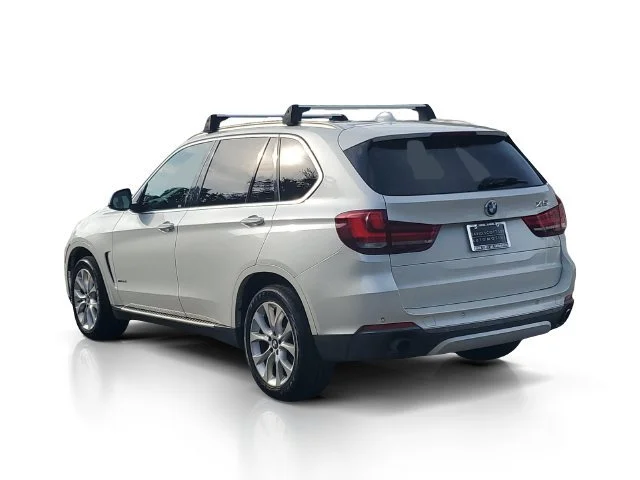 Used 2014  BMW xDrive35i image 5