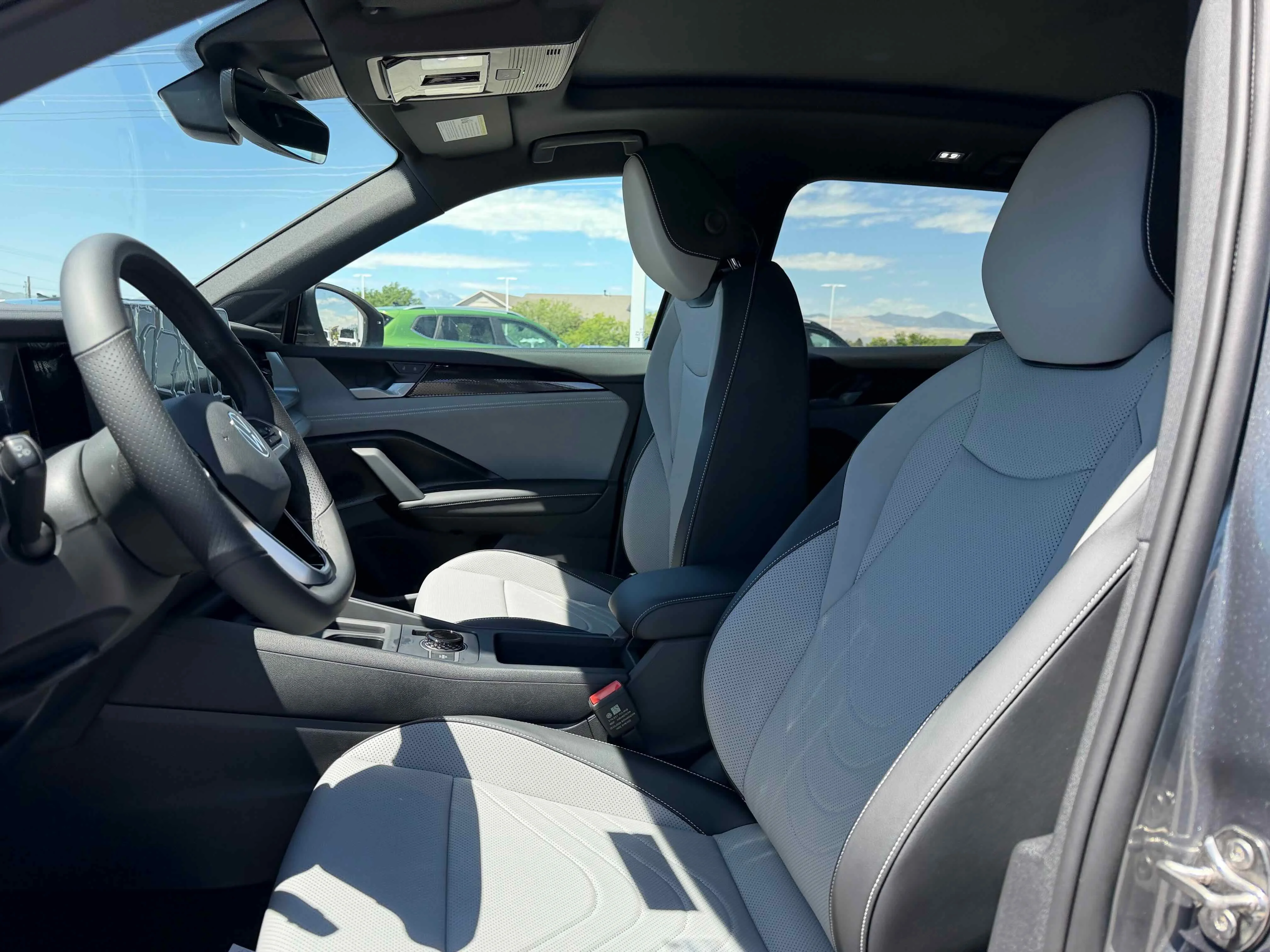 New 2026 Platinum Gray Volkswagen SE R-Line Black image 4