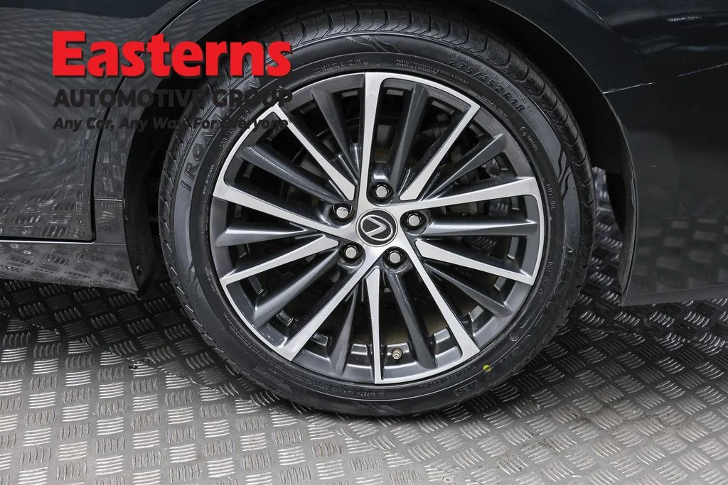 Used 2023 Black Lexus 350 image 8