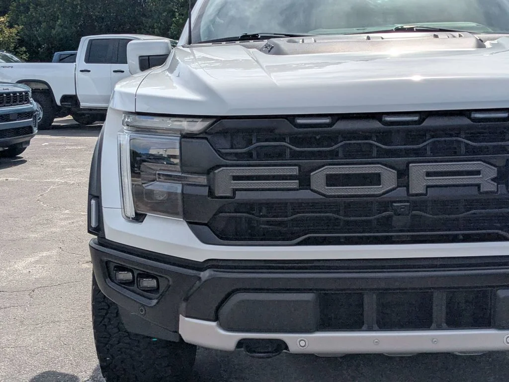 Used 2024 White Ford Raptor image 9