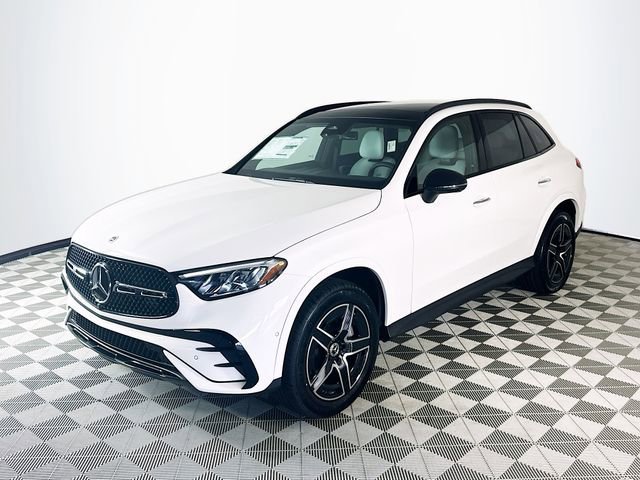 New 2026 Polar White Mercedes-Benz GLC 300 image 34