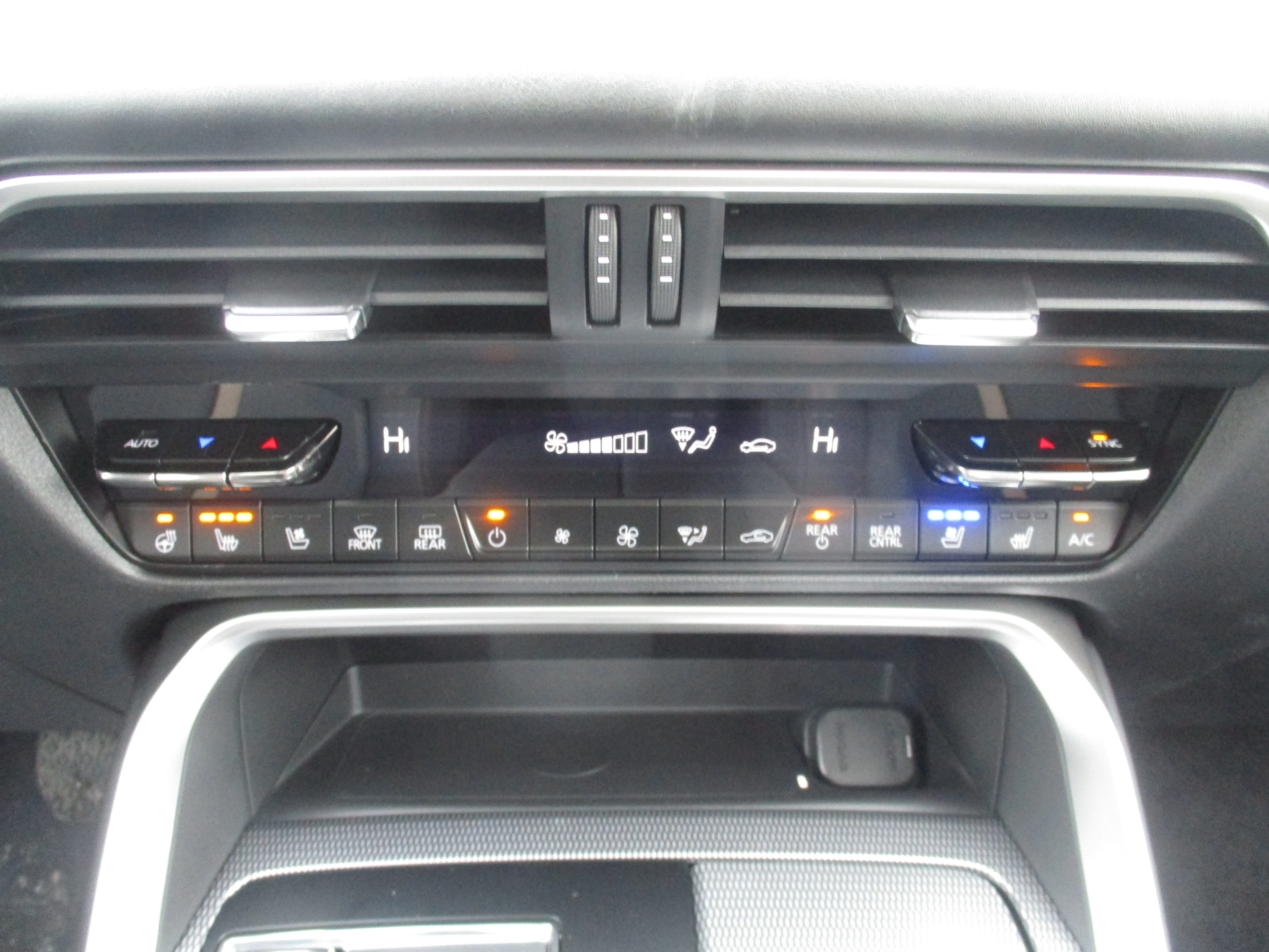 2026 Mazda CX-70 Premium Package - Photo 19