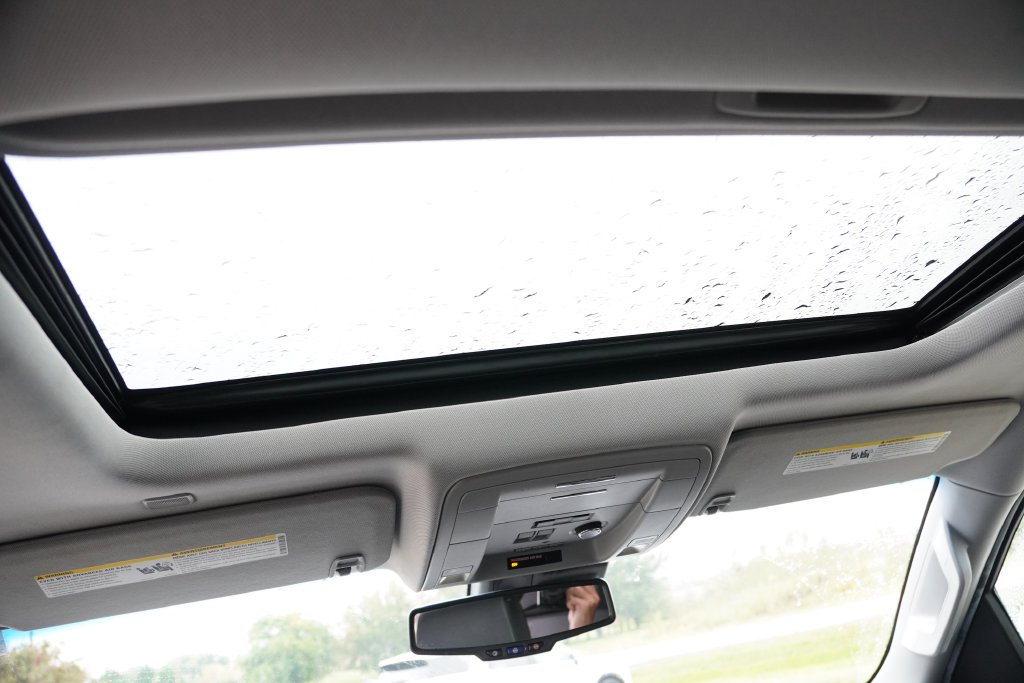 Used 2019 White Chevrolet LT image 21