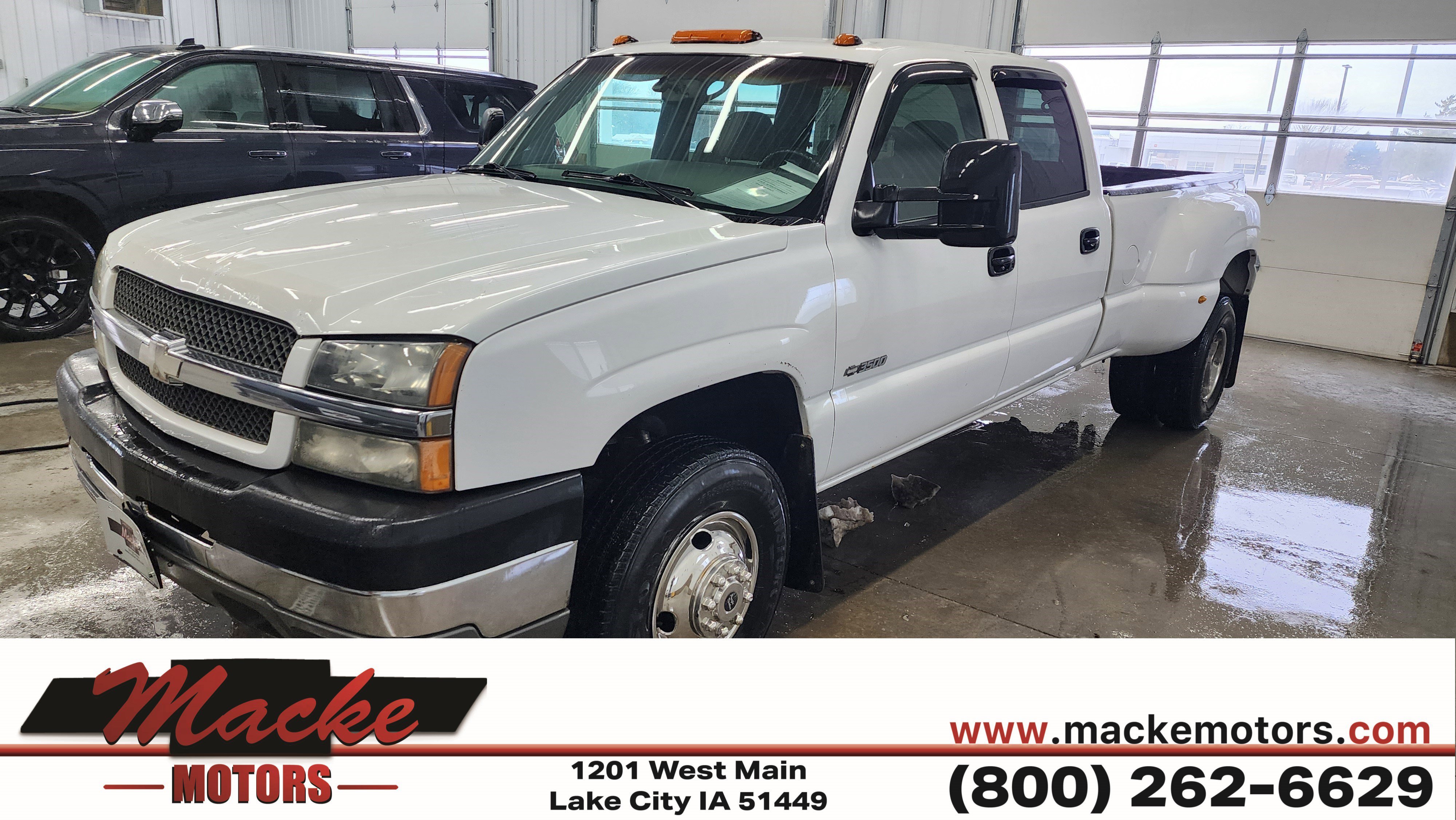 2003 Chevrolet Silverado HD 4WD Crew Cab LWB DRW LS's photo