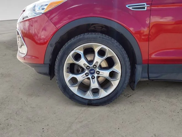 Used 2014 Ruby Red Ford Titanium image 14