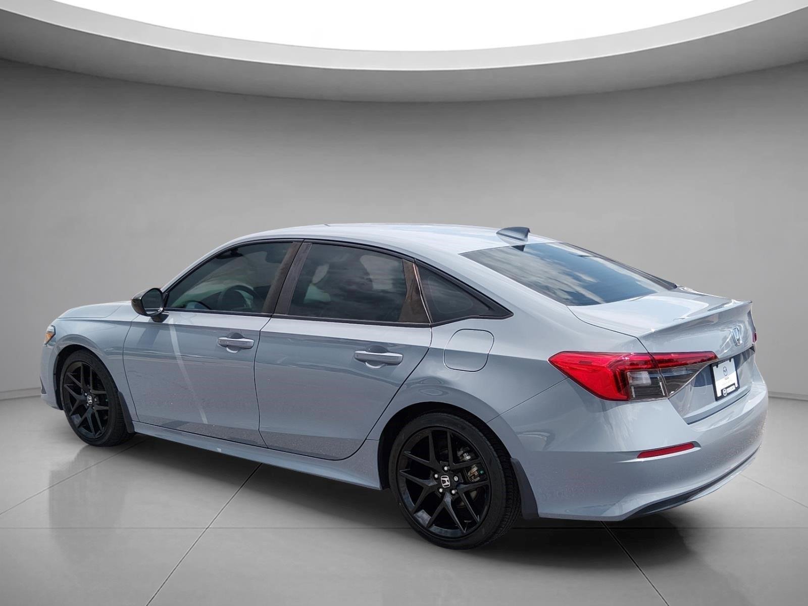 Used 2022 Sonic Gray Pearl Honda Sport image 3