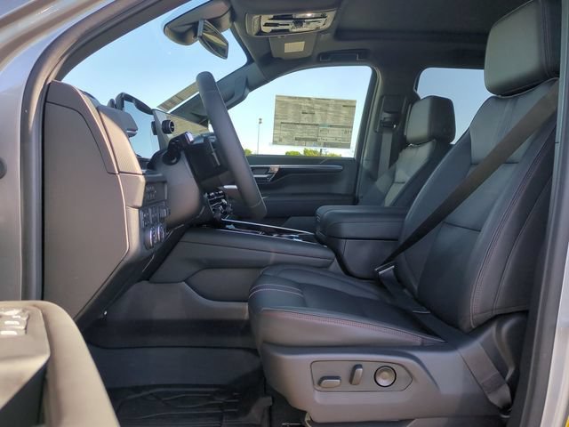 2026 Chevrolet Suburban RST - Photo 20