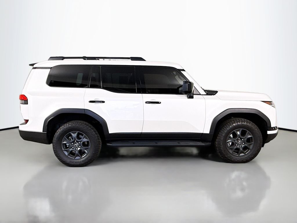 2024 Lexus GX Overtrail - Photo 8