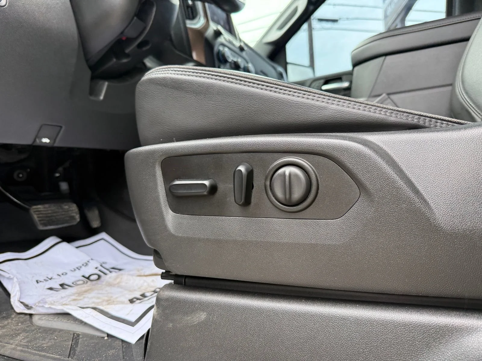 2020 Chevrolet Silverado 1500 High Country - Photo 18