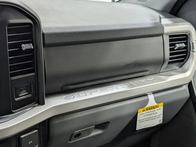 New 2026 Oxford White Ford F-250® XLT image 40