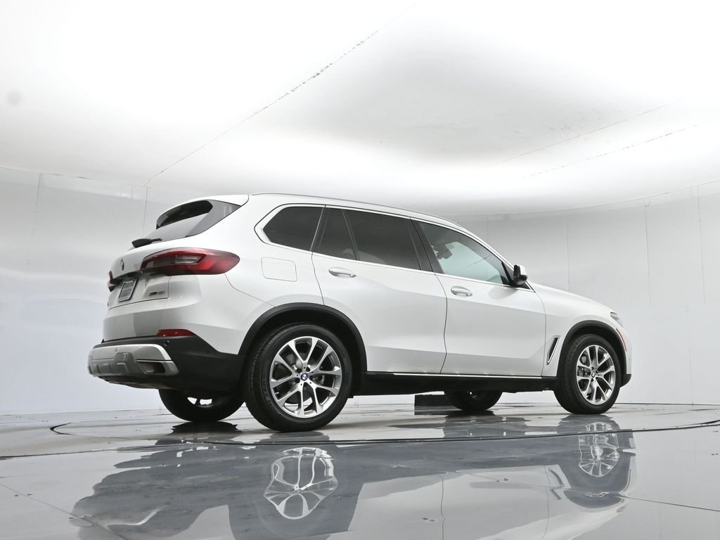 Certified Used 2023 White BMW sDrive40i image 58