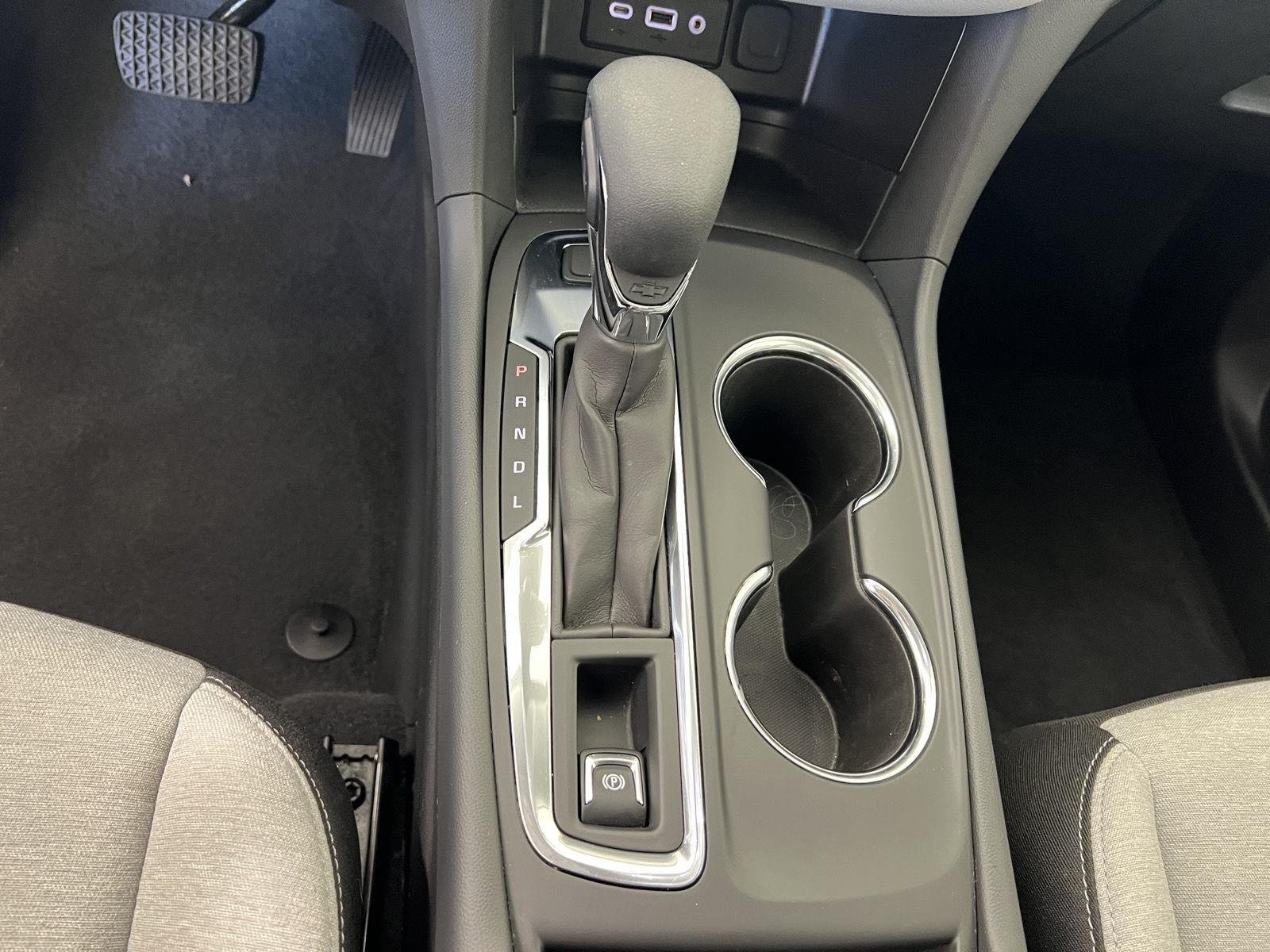 Used 2024 Summit White Chevrolet LS image 16