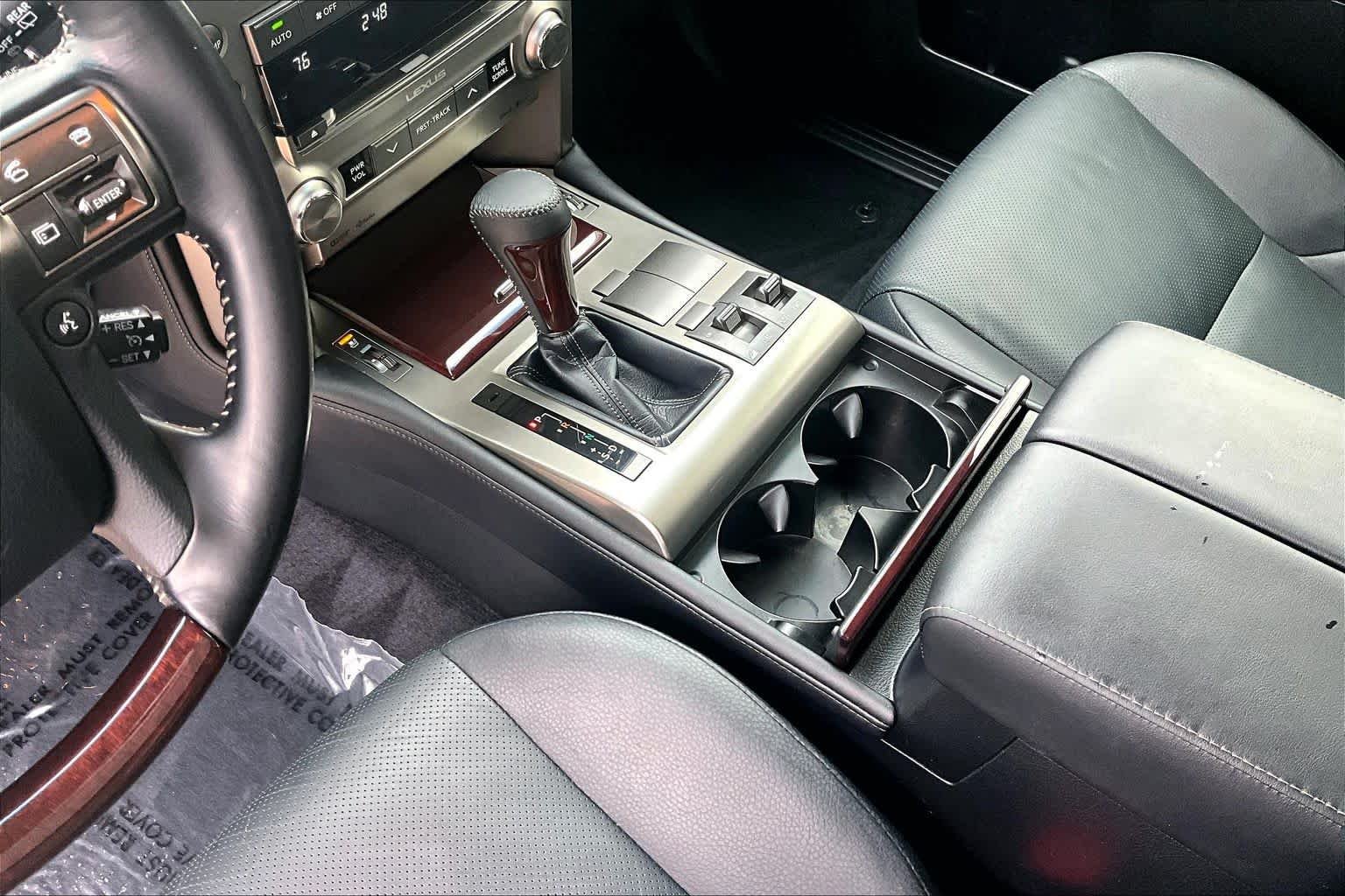 Used 2017 Starfire Pearl Lexus Premium image 15