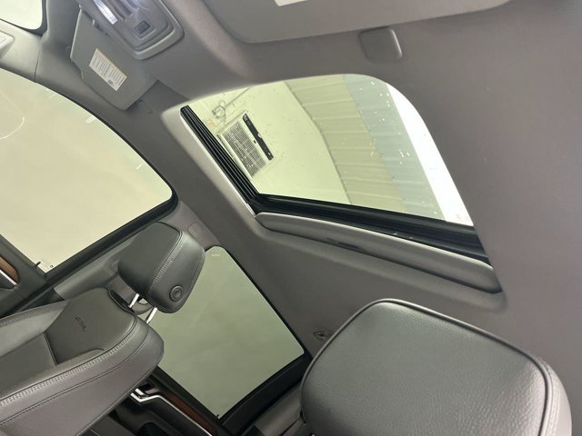 Used 2025 Summit White GMC Denali image 7