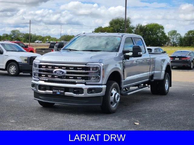 New 2027 Iconic Silver Metallic Ford F-350® Lariat® image 3