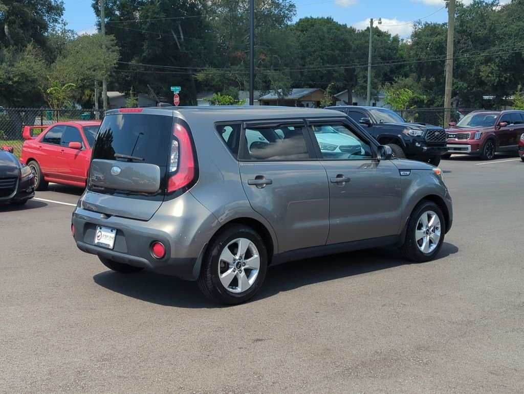Used 2017 Gray Kia Base image 7