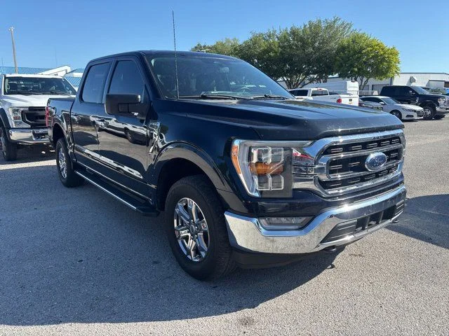 Used 2022 Blue Ford XLT image 3