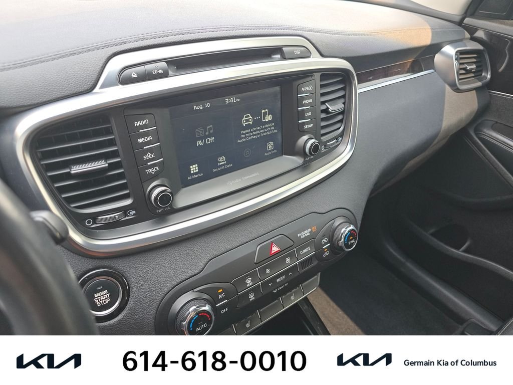 Used 2017 Silver Kia EX image 23