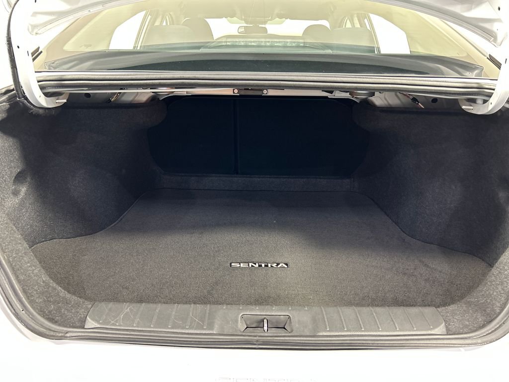 Used 2024 White Nissan S image 19