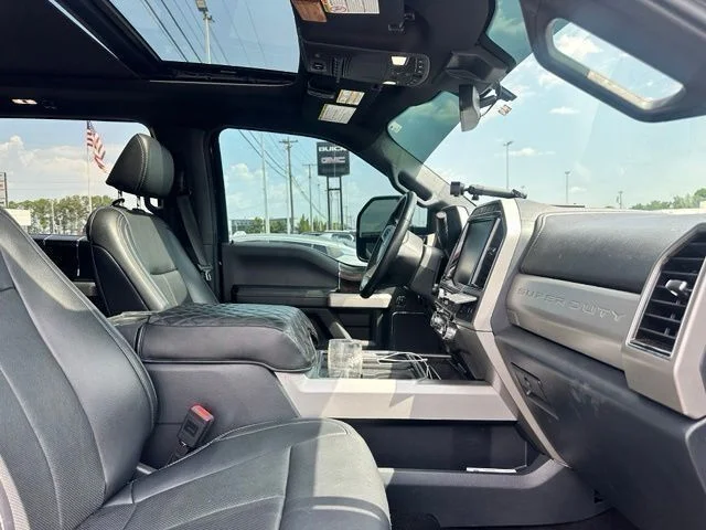 Used 2022 Black Ford Lariat image 30