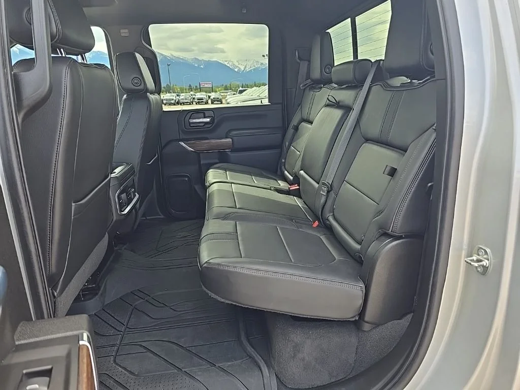 2022 Chevrolet Silverado 3500HD High Country - Photo 22