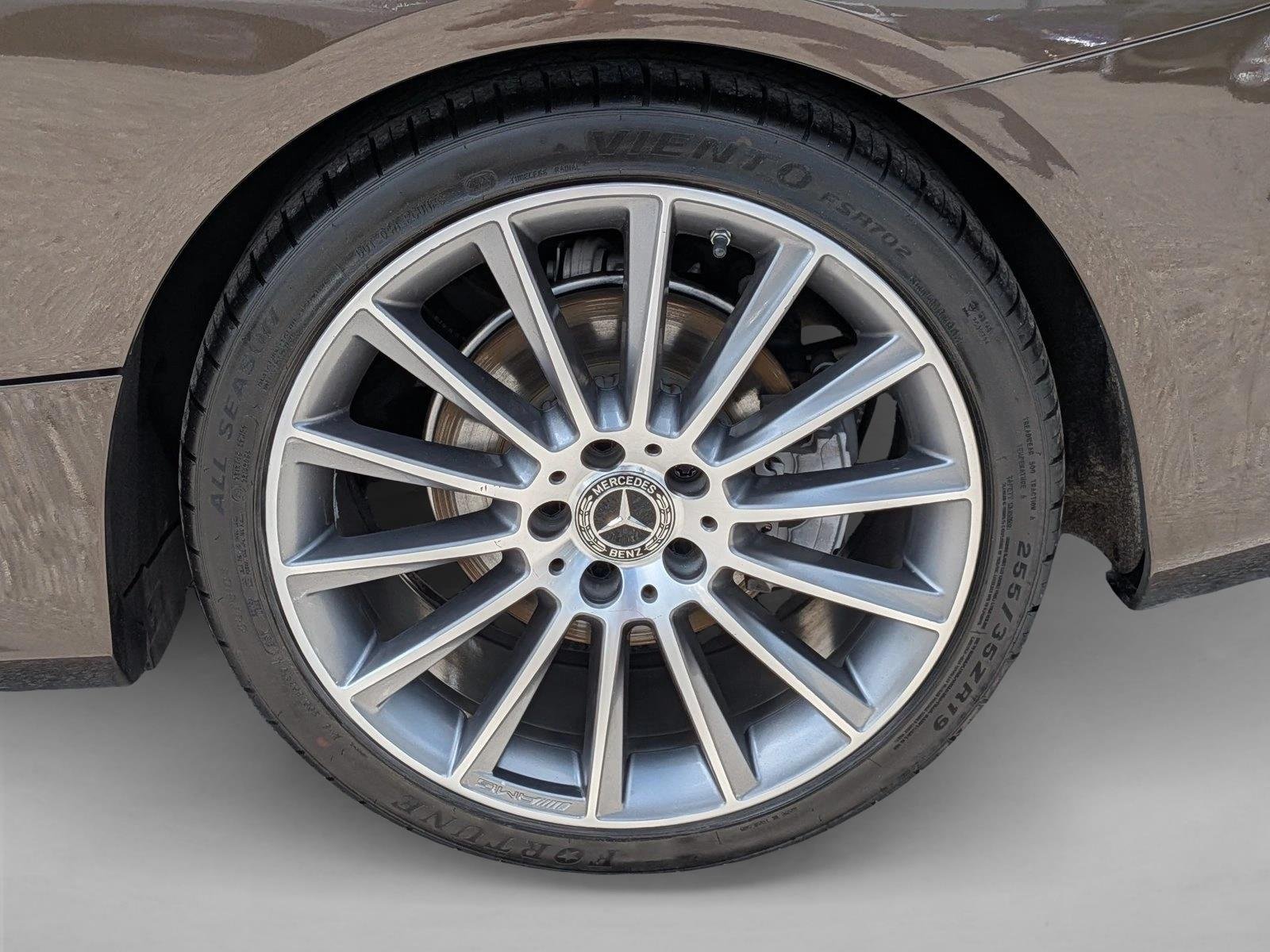 Used 2018 Dakota Brown Metallic Mercedes-Benz C 300 image 22