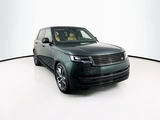New 2026 Green Land Rover SE image 3