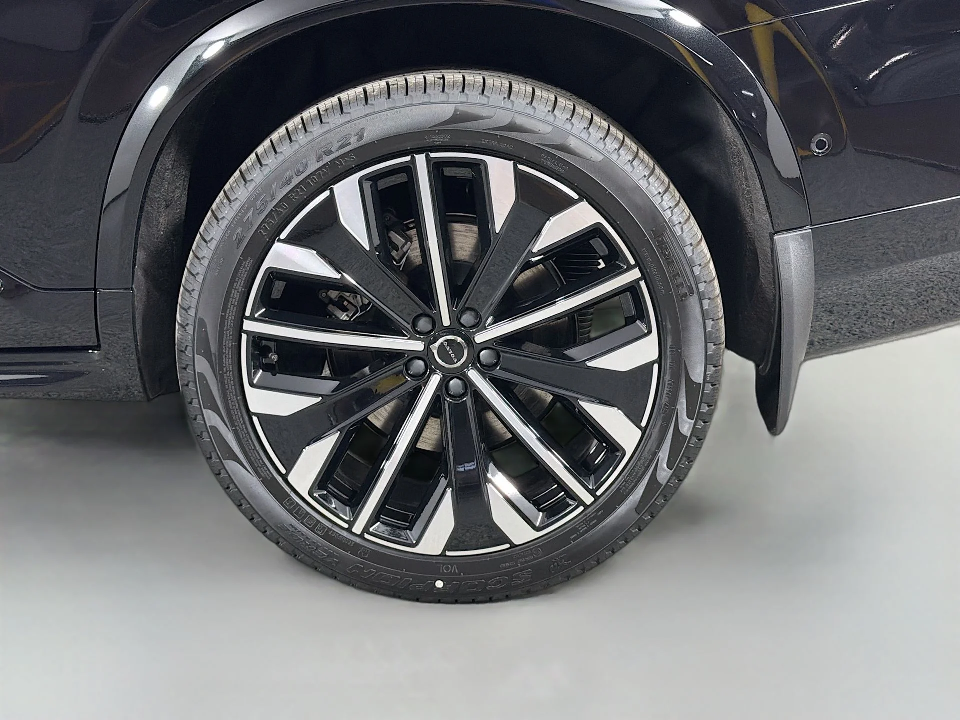 New 2026 Black Volvo T8 Ultra image 31