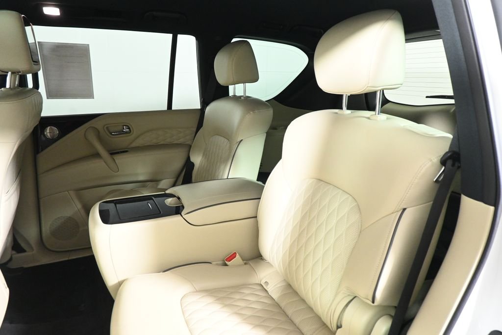 Certified Used 2023 White INFINITI Sensory image 4