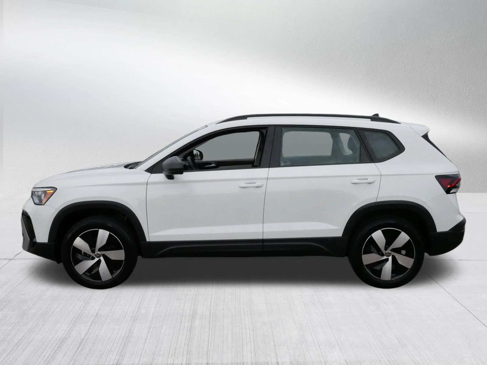 Used 2025 Pure White Volkswagen S image 4