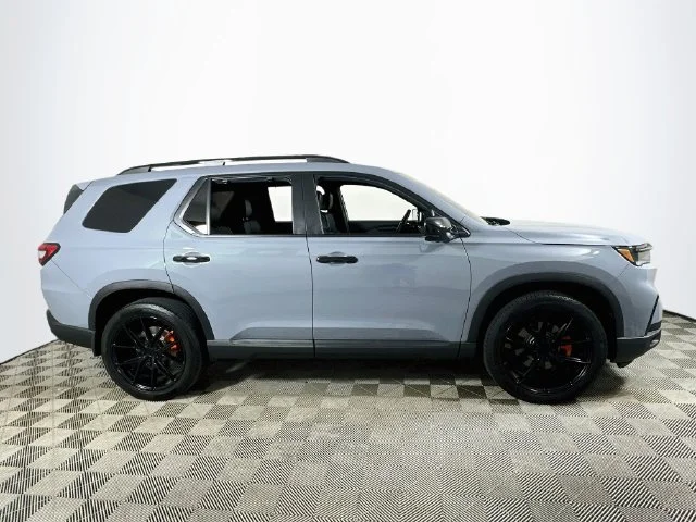 Certified Pre-Owned 2025 Honda Pilot TrailSport