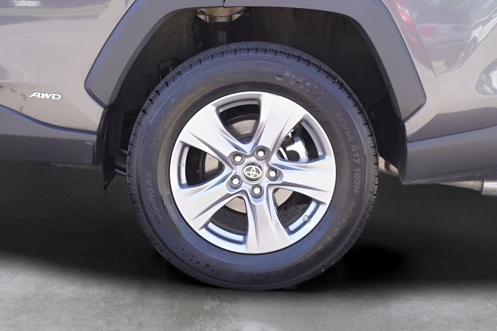Used 2024 Magnetic Gray Metallic Toyota LE image 7