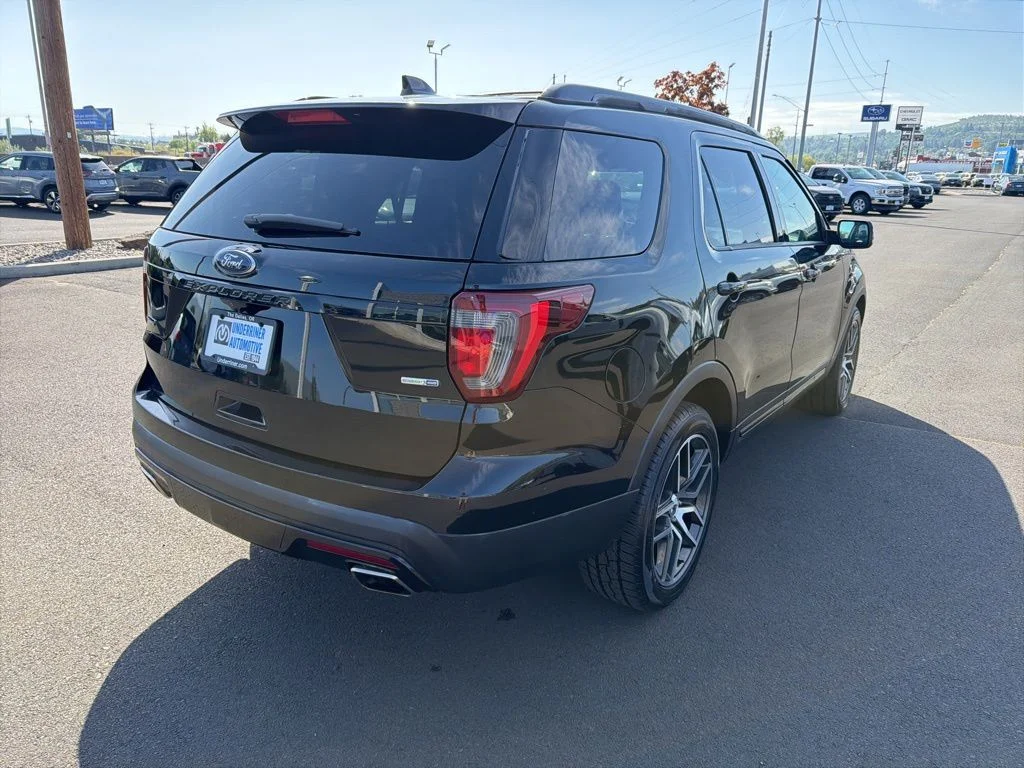 Used 2017 Shadow Black Ford Sport image 5