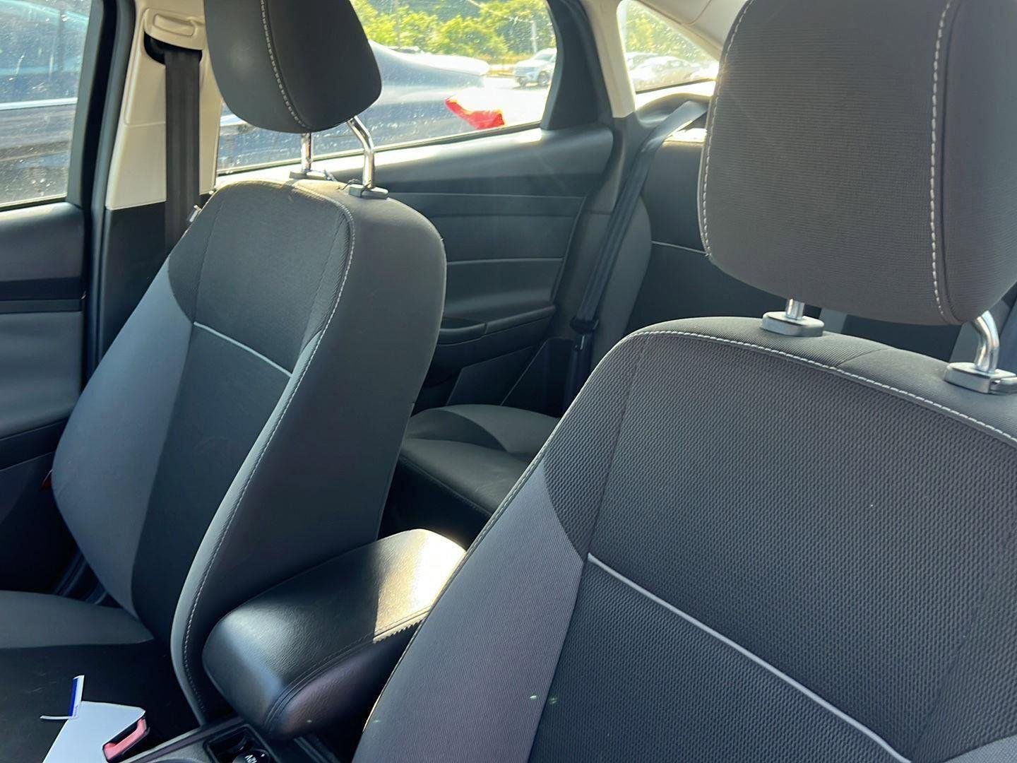 Used 2012 Sterling Gray Metallic Ford SE image 9