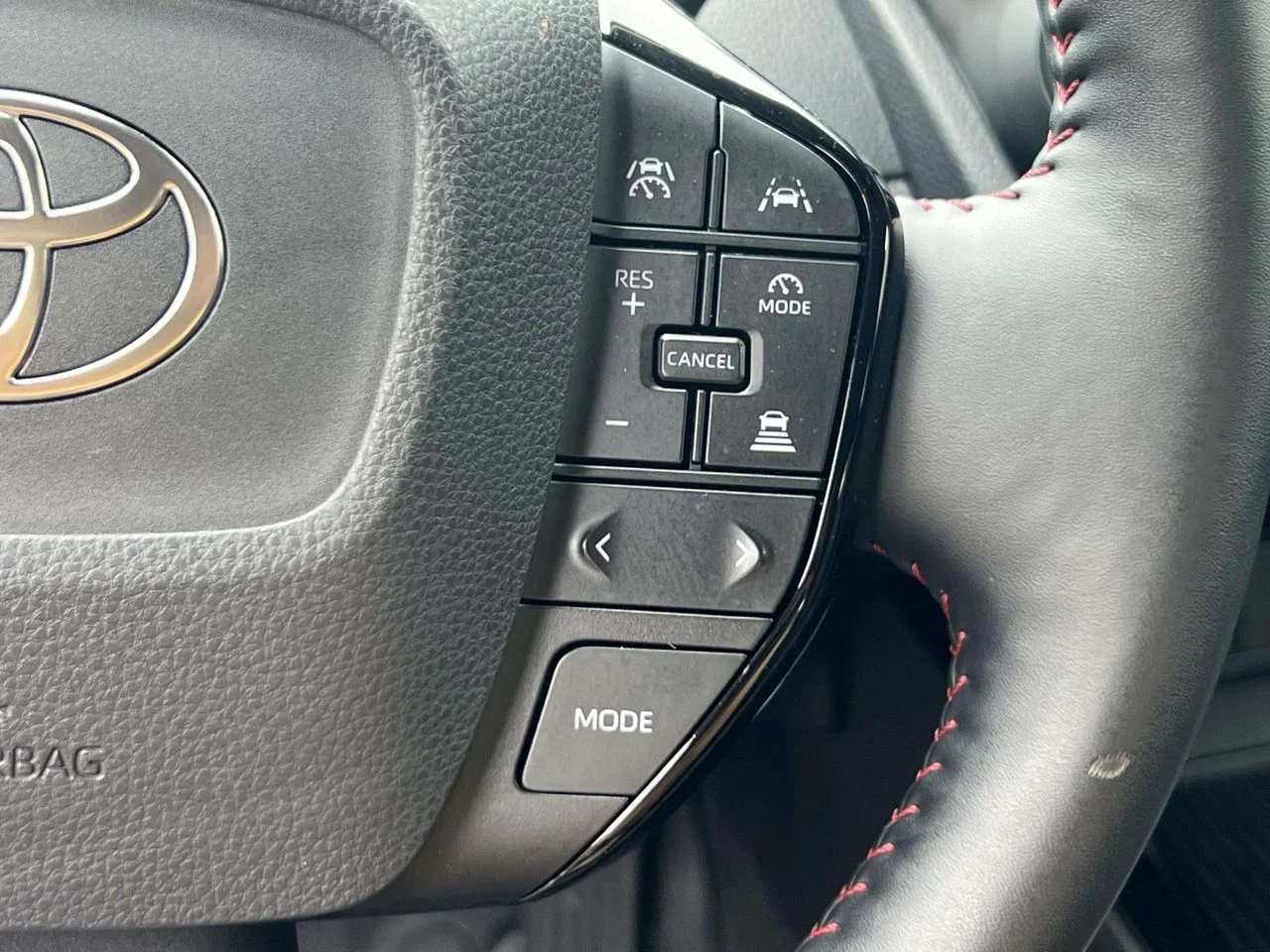 Used 2023 Cutting Edge Toyota XSE image 29