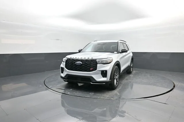 New 2026 White Ford ST image 3