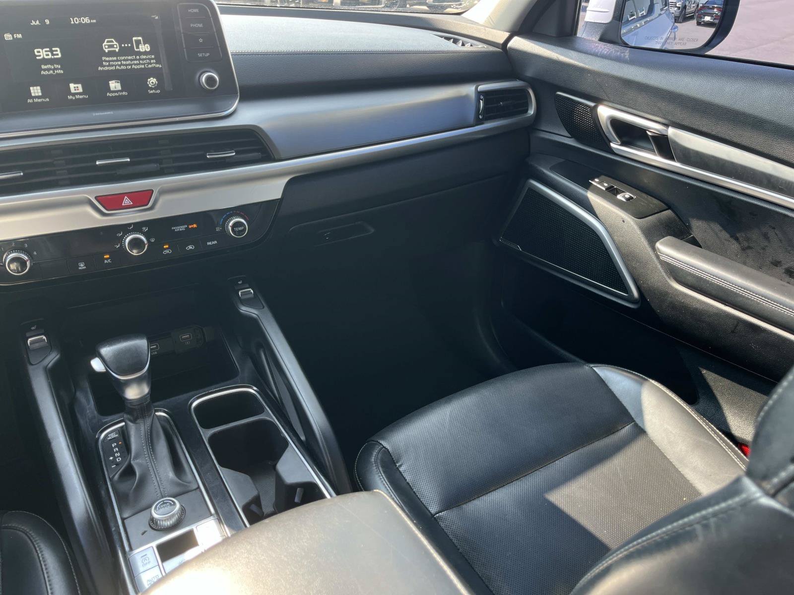 Used 2021 Glacial White Pearl Kia S image 14