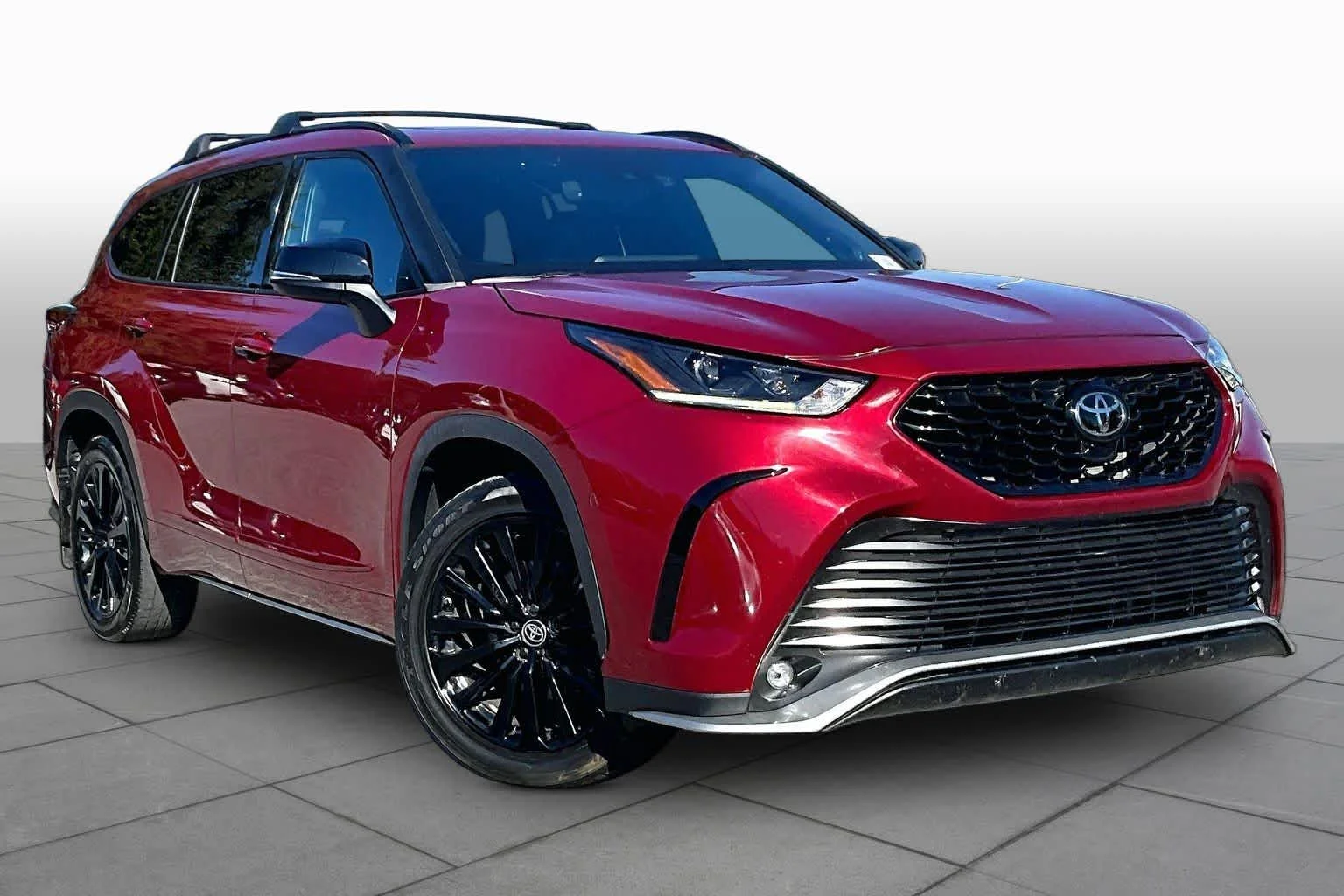 Used 2023 Ruby Flare Pearl Toyota XSE image 3