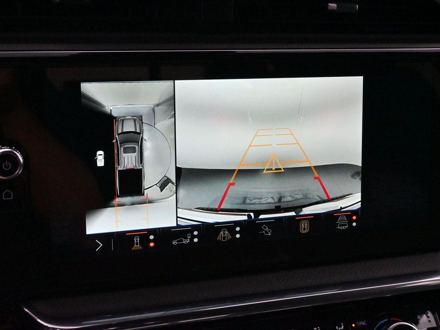 Used 2025 Onyx Black GMC Denali image 21