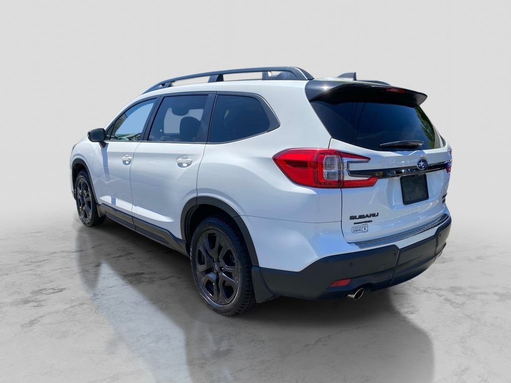 Used 2023 White Subaru Onyx Edition image 3
