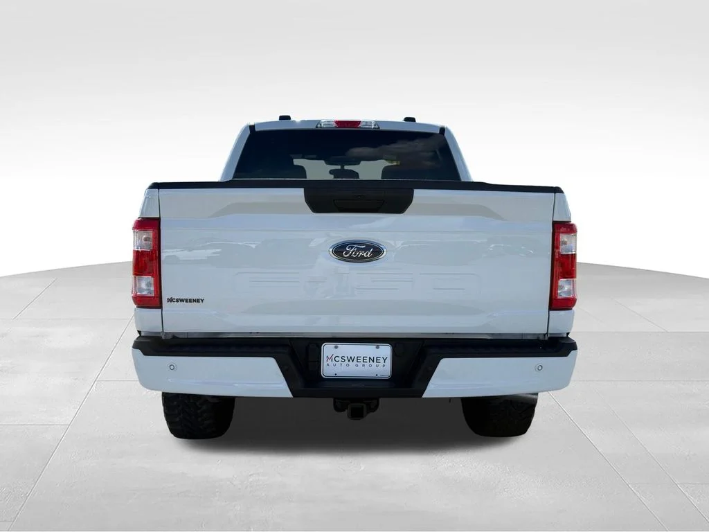 Used 2023 White Ford XL image 29
