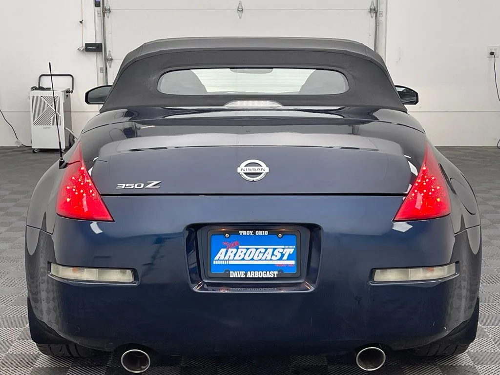 Used 2007 San Marino Blue Pearl Nissan Touring image 8