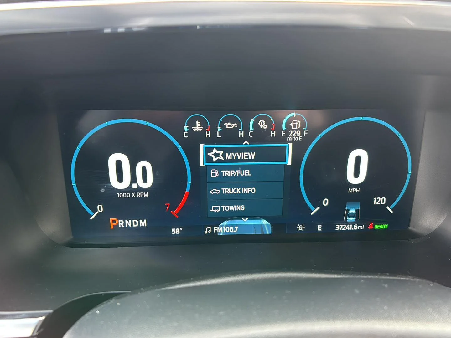 Used 2022 Smoked Quartz Metallic Tinted Clearcoat Ford Platinum image 3