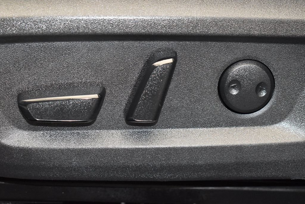 Used 2023 Gray Nissan SV image 14