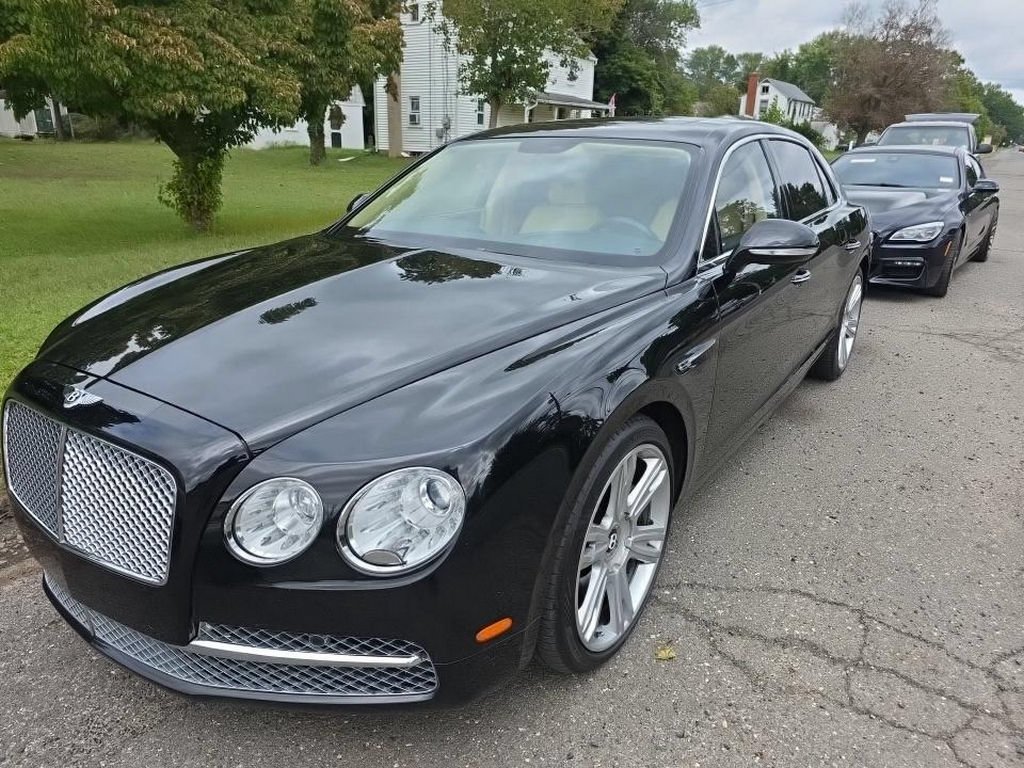 Used 2016 Black Bentley W12 image 2
